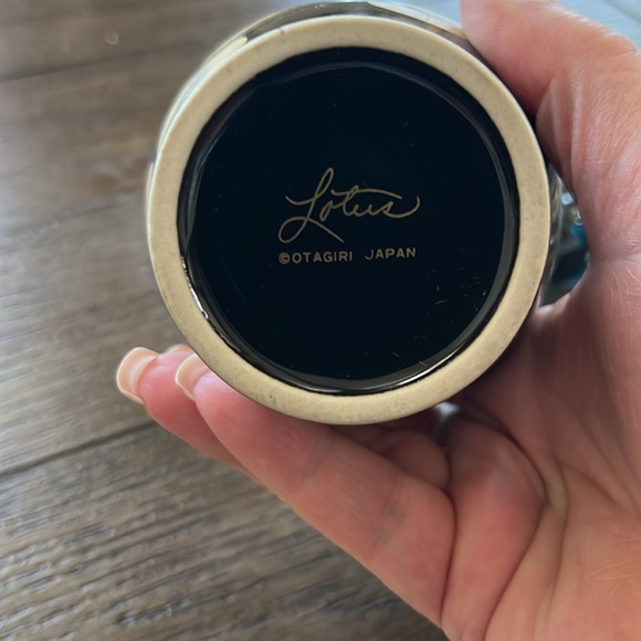 Lotus Otagiri Japan Lidded Black With Gold and Pink Flower Urn - Picture 6 of 8